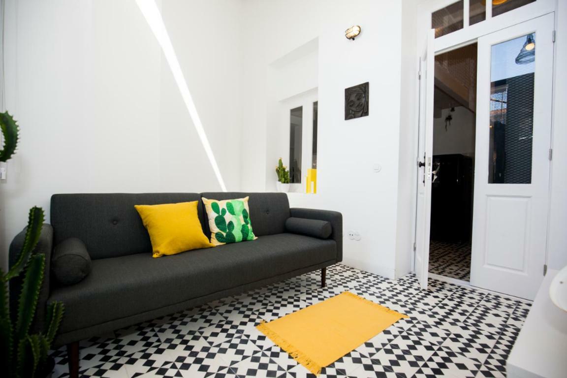 Get A Cactus And Books Studio Apartment Porto Exterior photo